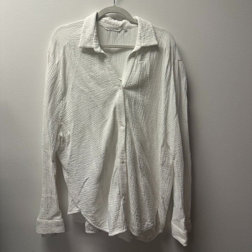 The Handloom Los Angeles White Button Down